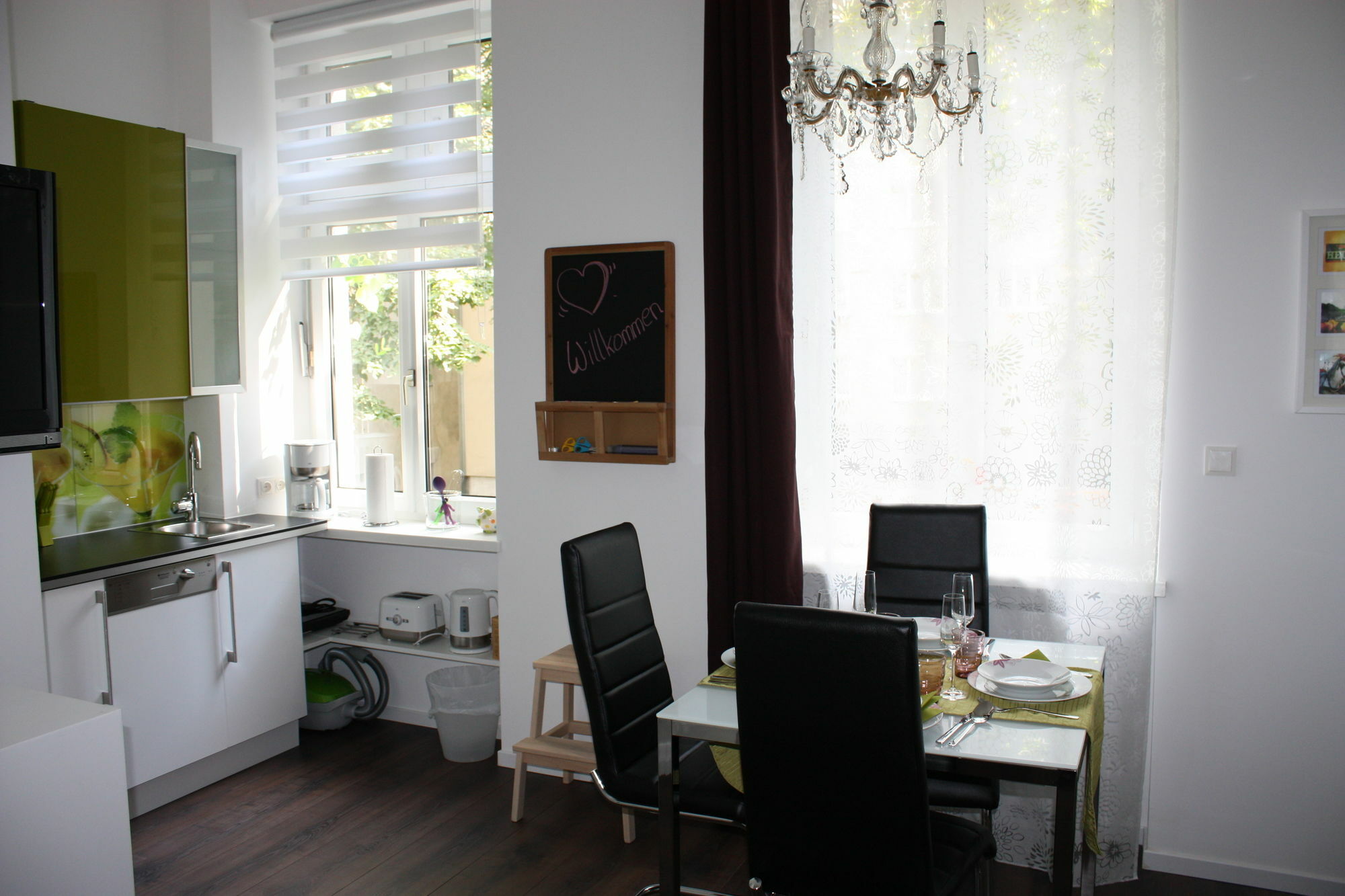 Govienna Small Modern Apartment Dış mekan fotoğraf